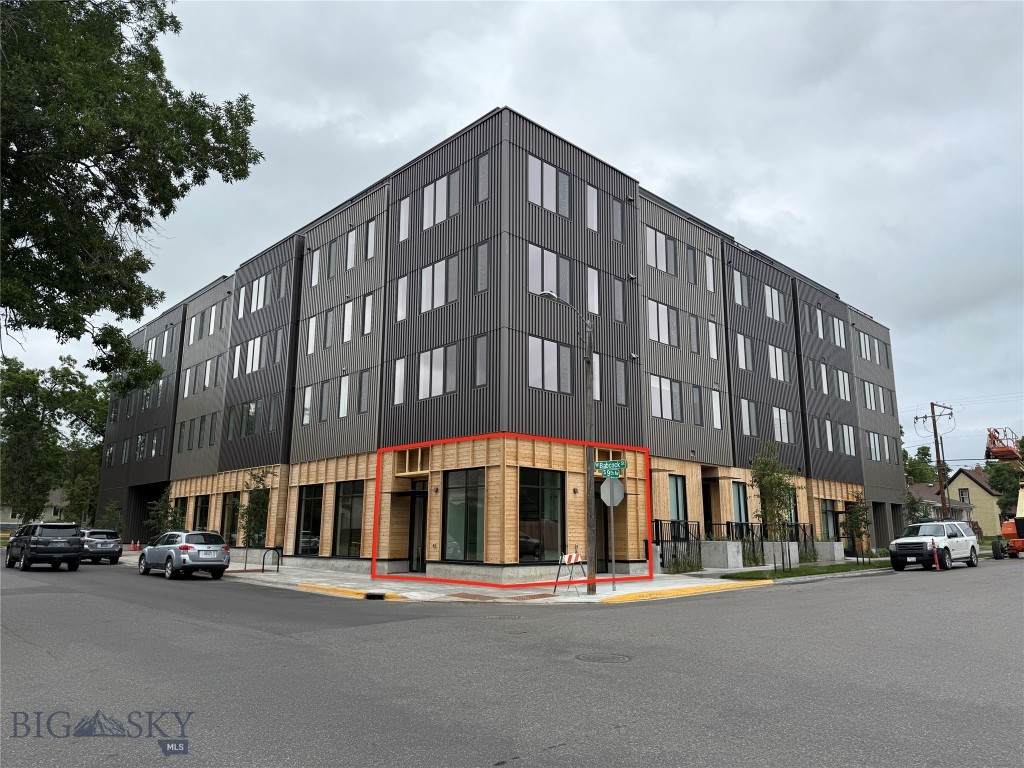 818 Babcock Street - Photo 1