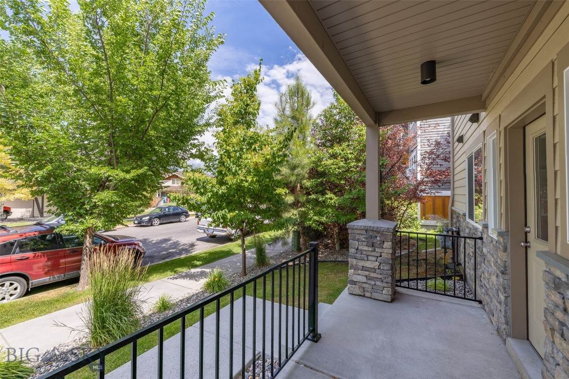 2926 Warbler Way - Photo 1