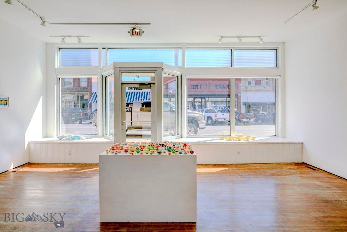 112 Main Street - Photo 1