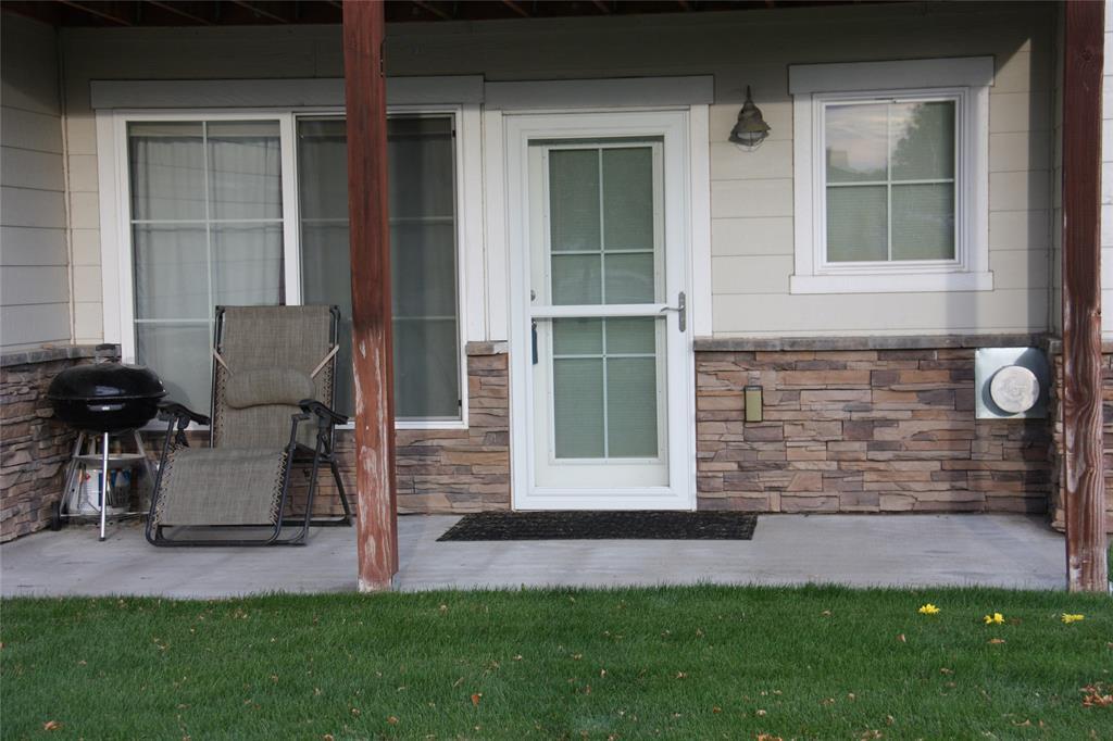31 Shore Drive - Photo 1