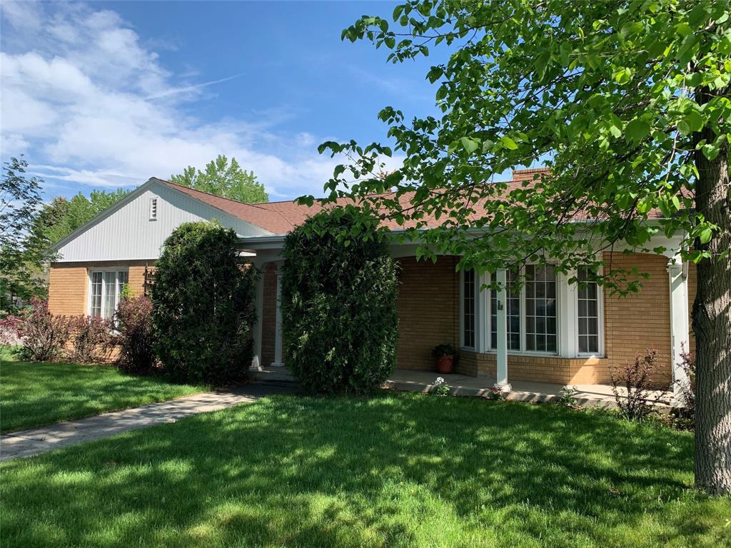 1403 Koch Street - Photo 1