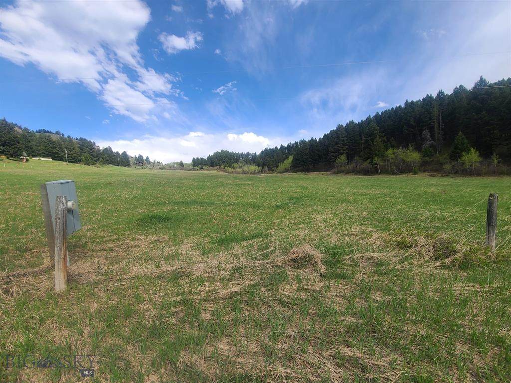 4170 Sawmill Rd - Photo 1