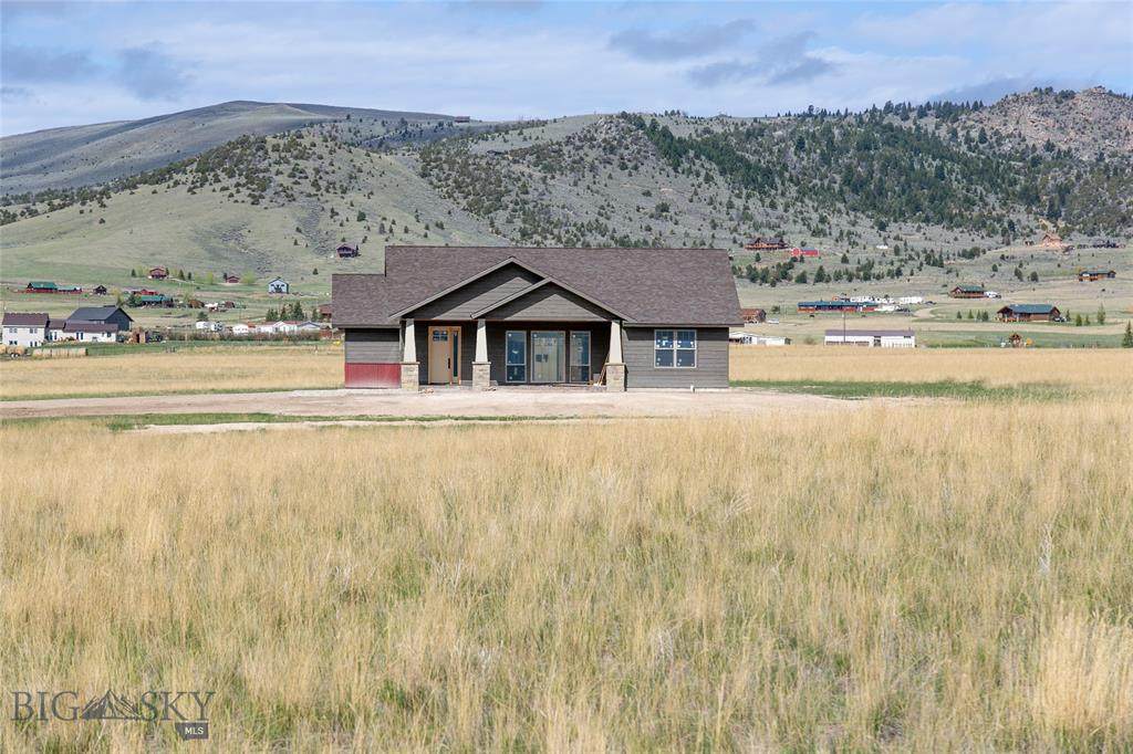 207 Montana Way - Photo 1