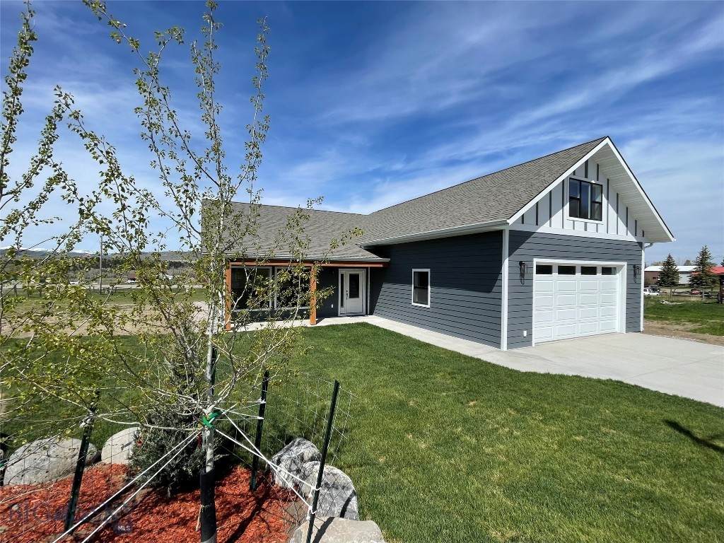 206 Dinsmore Avenue - Photo 1