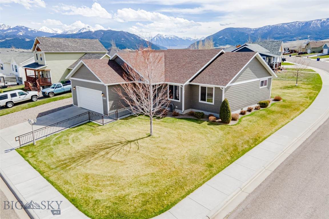 2307 Constellation Drive - Photo 1