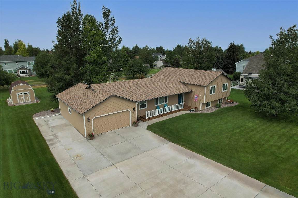 370 Candlelight Drive - Photo 1