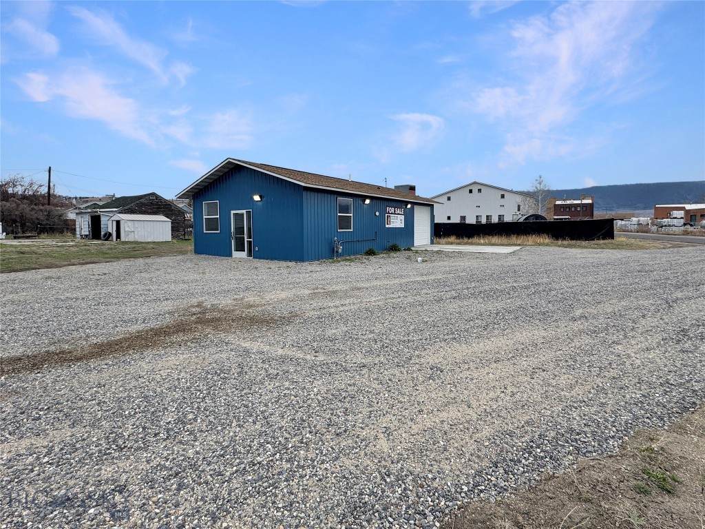 900 Washington Street - Photo 1