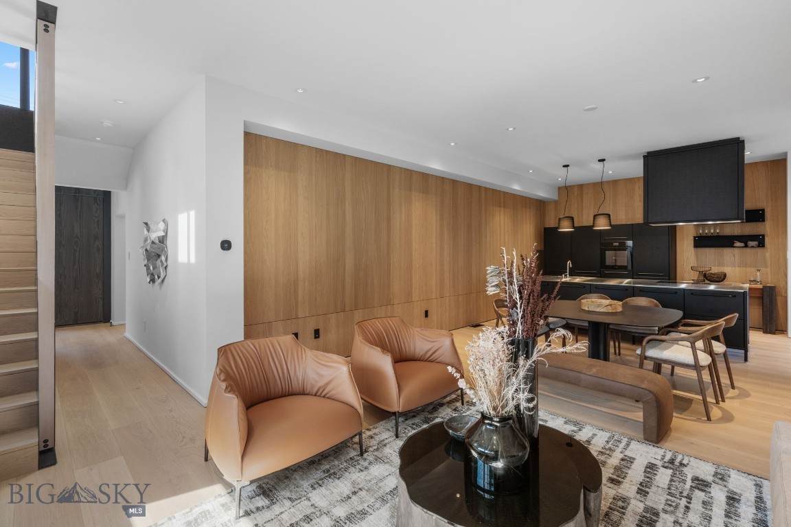 217 Beall Street - Photo 1