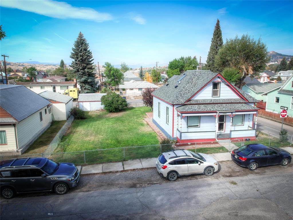 1703 Whitman - Photo 1