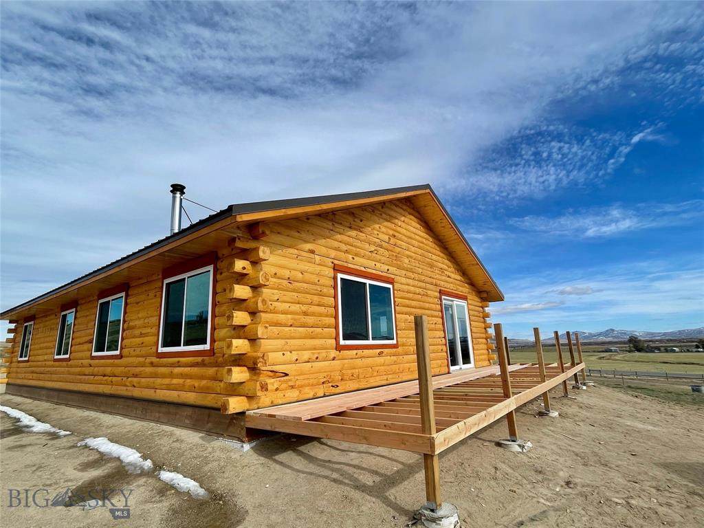 47 Stillwater Drive - Photo 1