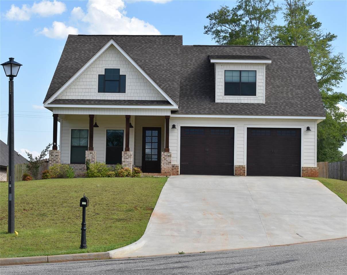 324 Central Park Circle - Photo 1