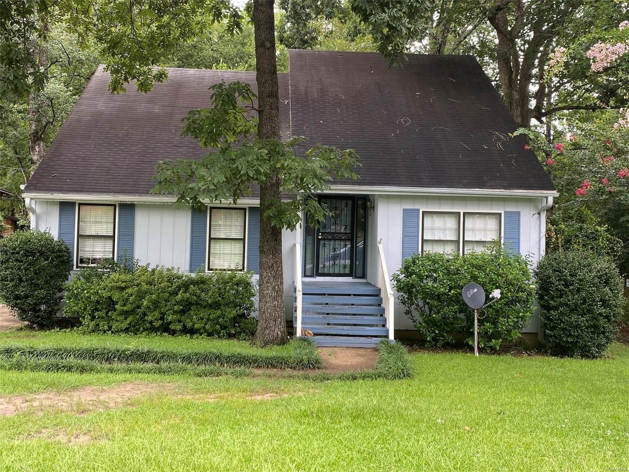3309 Hillcrest Lane - Photo 1