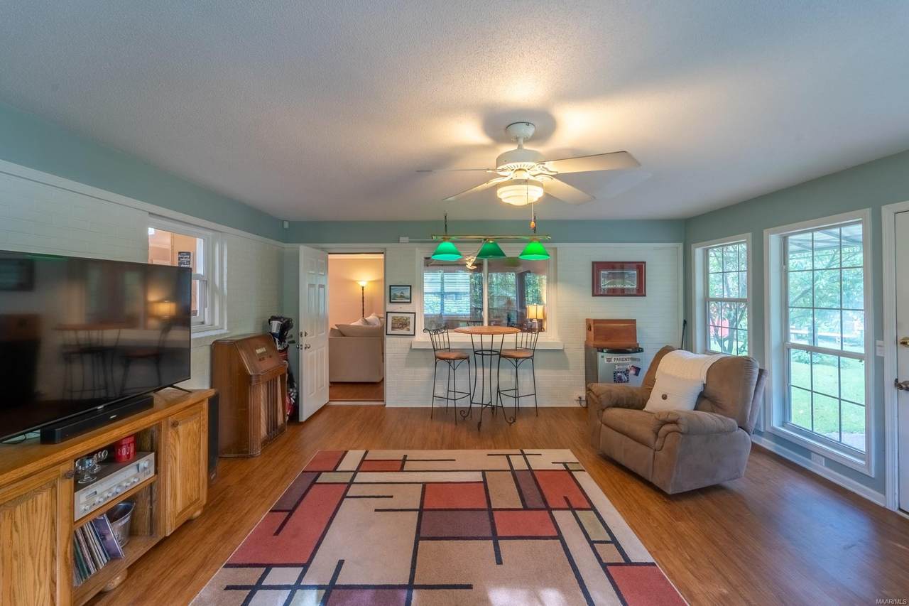 1009 Pontiac Avenue - Photo 1