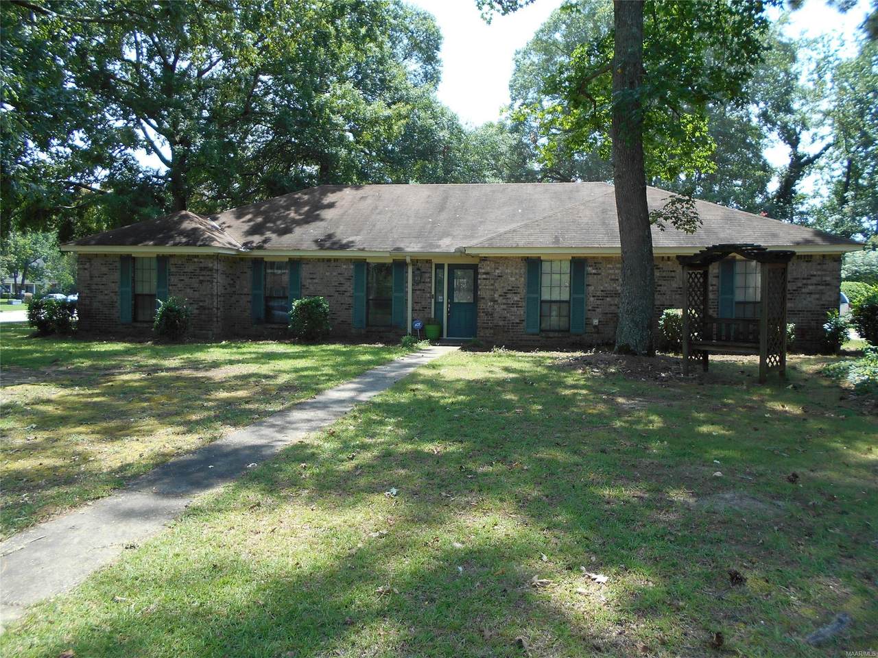535 Seminole Drive - Photo 1