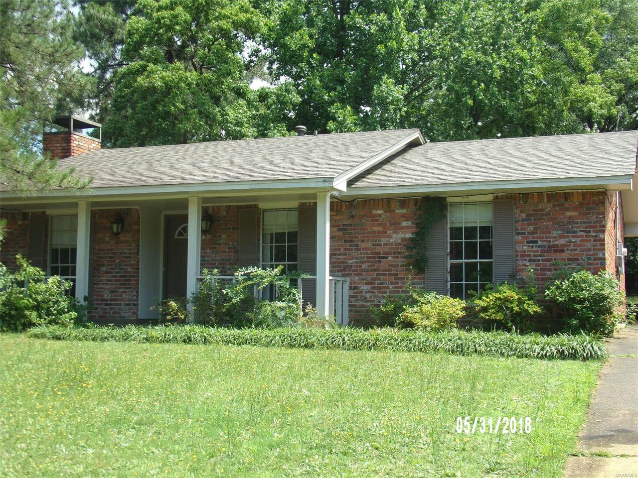 649 Burlington Drive - Photo 1