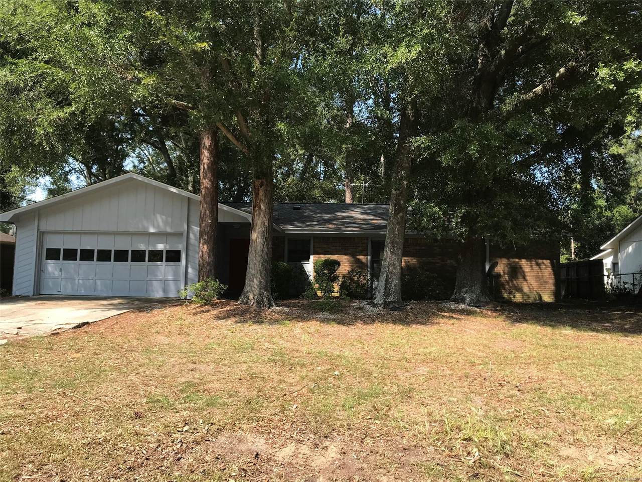 103 Crestview Drive - Photo 1