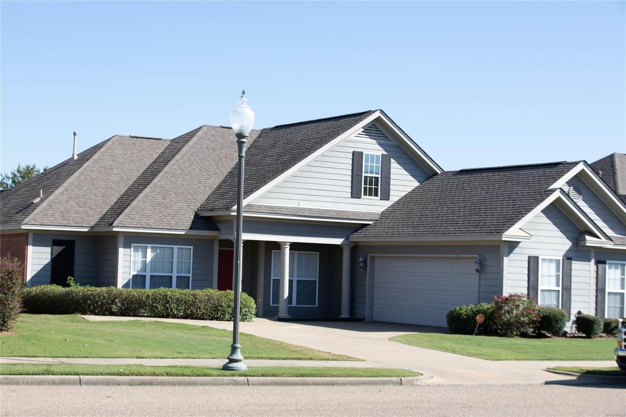 9776 Helmsley Circle - Photo 1