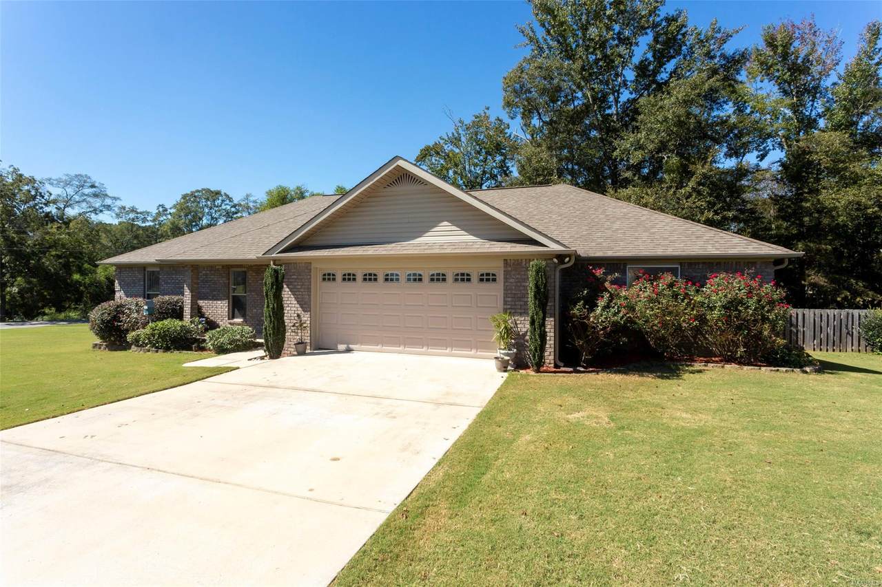 107 Maplewood Drive - Photo 1