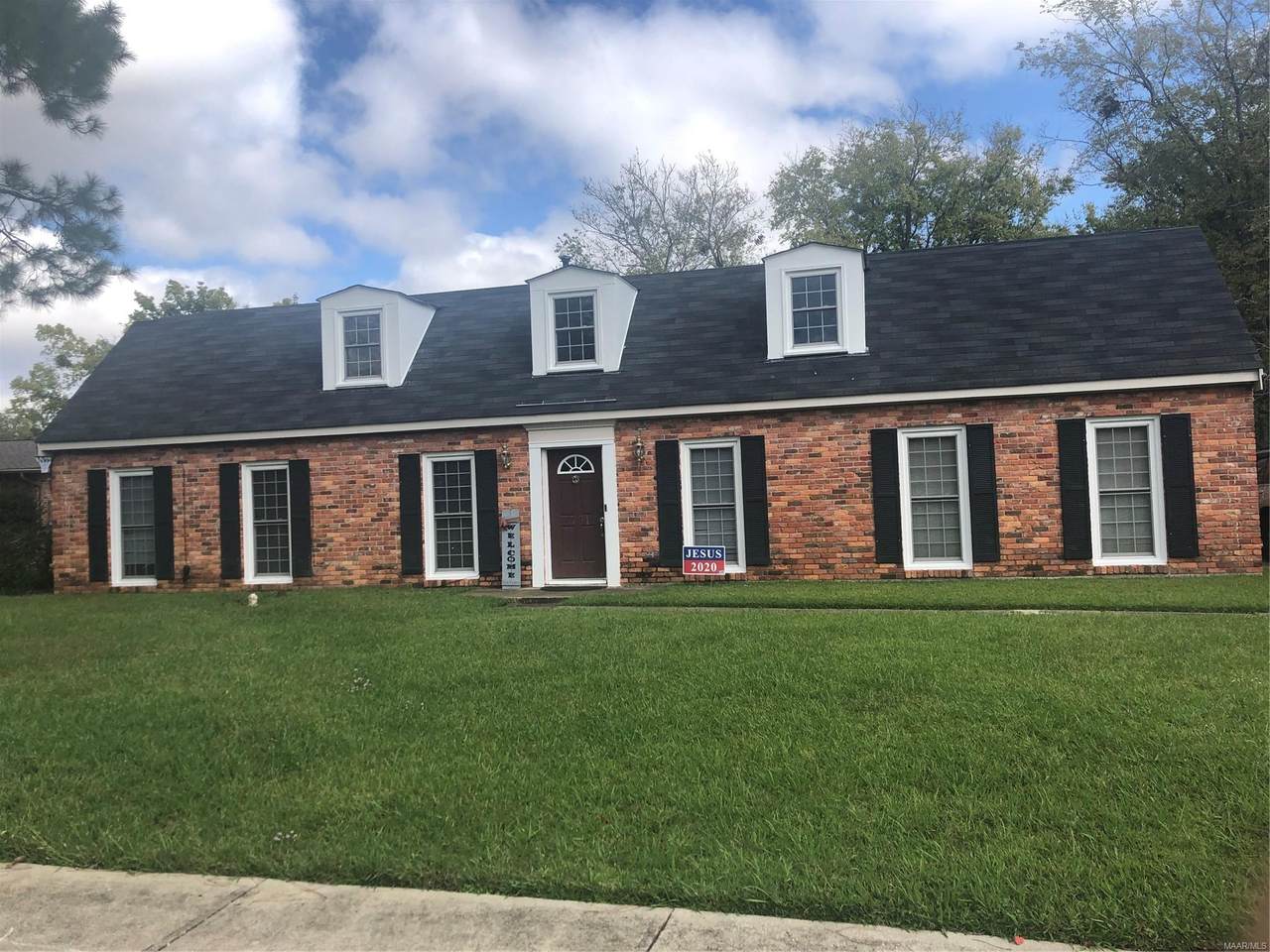 5731 Carriage Hills Drive - Photo 1