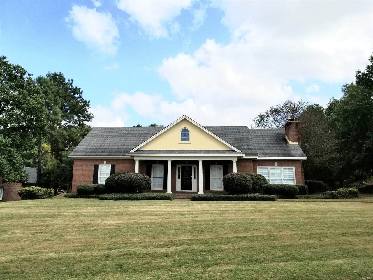 202 Daleshire Place - Photo 1