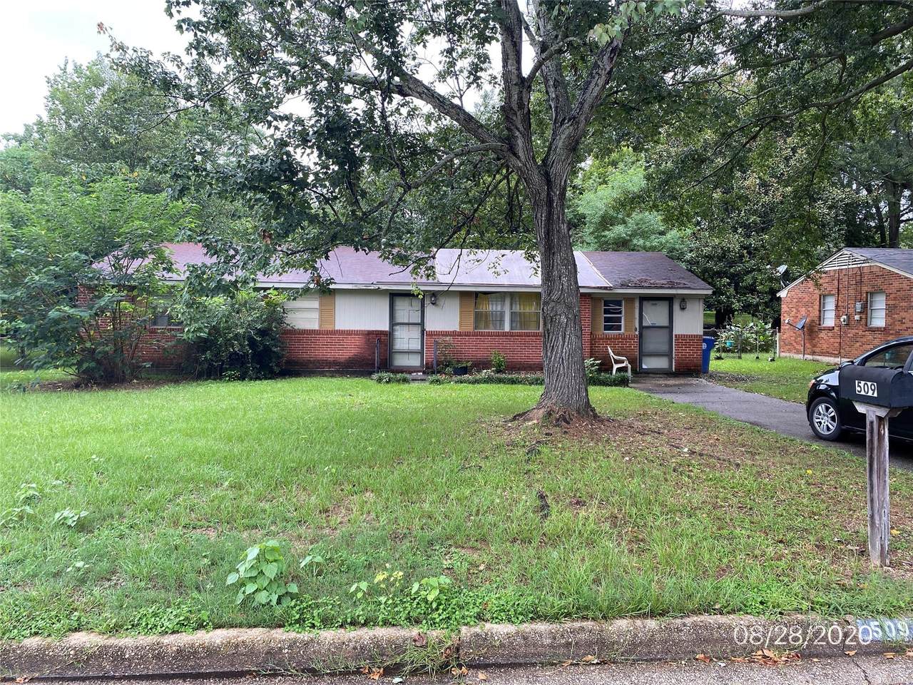 509 Boxwood Road - Photo 1