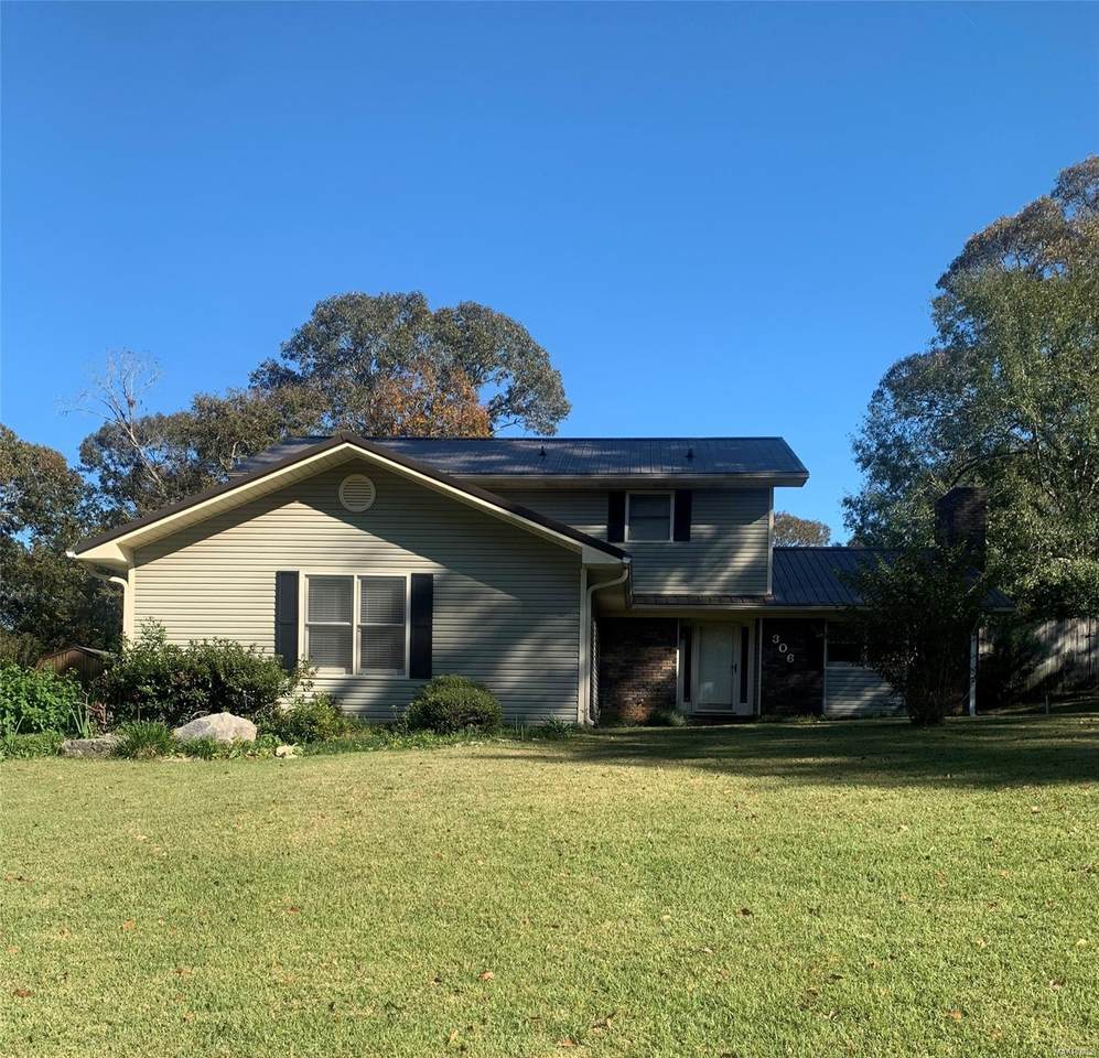 306 Windsor Way - Photo 1