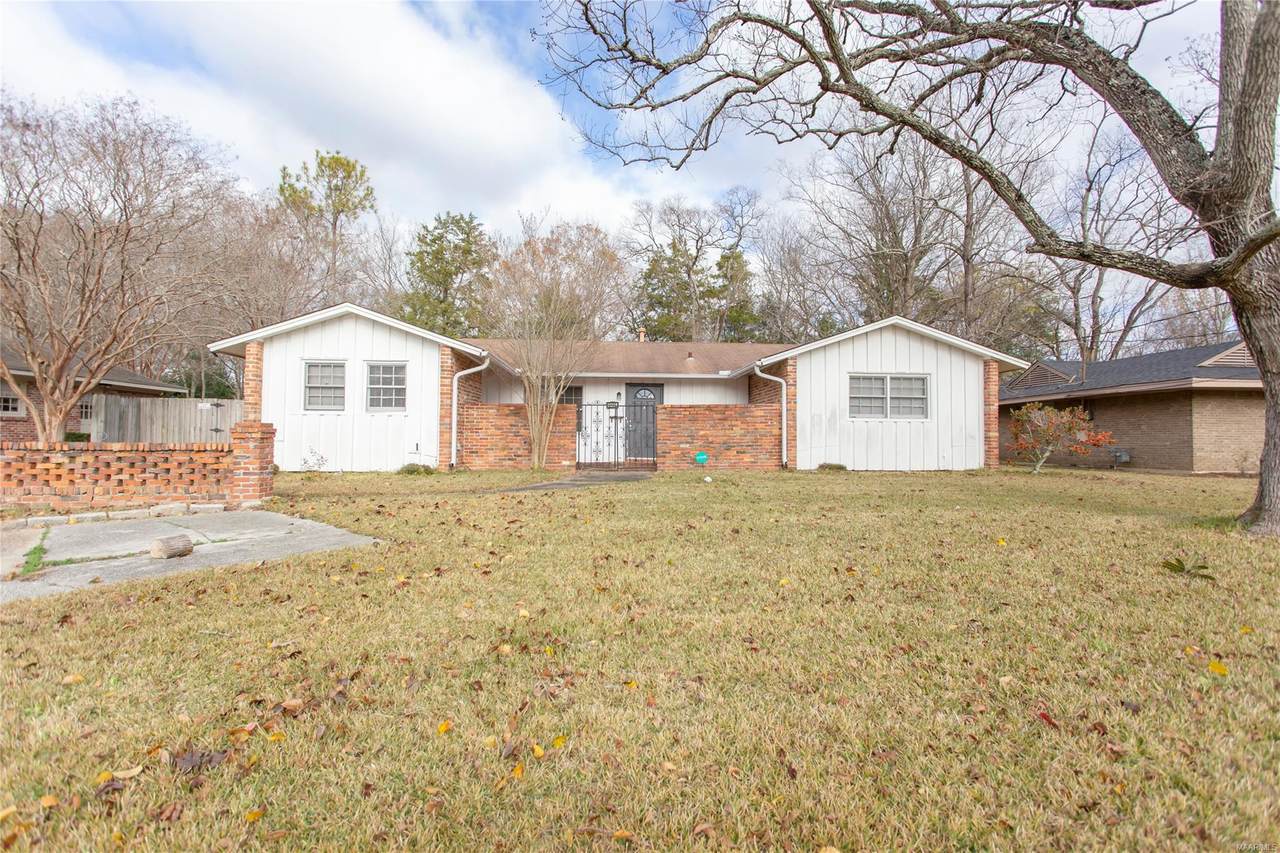 3199 Fernway Drive - Photo 1