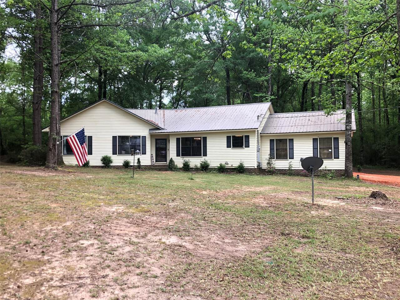 1470 Independence Way - Photo 1