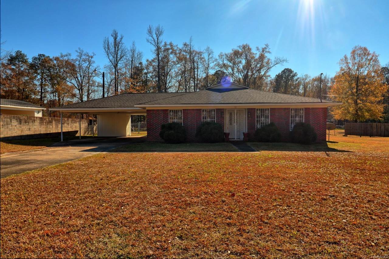 2046 Grande Avenue - Photo 1