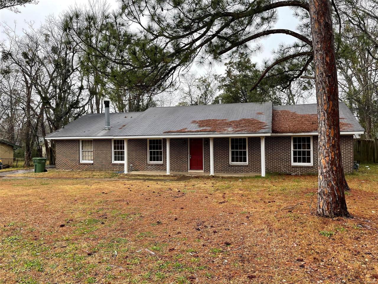 3236 Fairway Drive - Photo 1