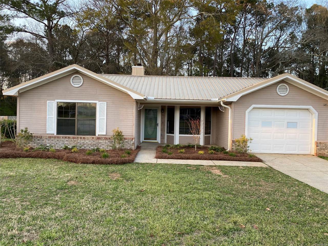 101 Westfield Road - Photo 1