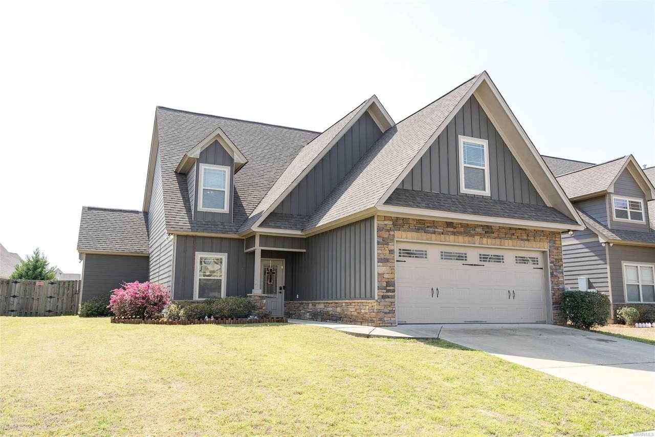 33 Emerald Drive - Photo 1