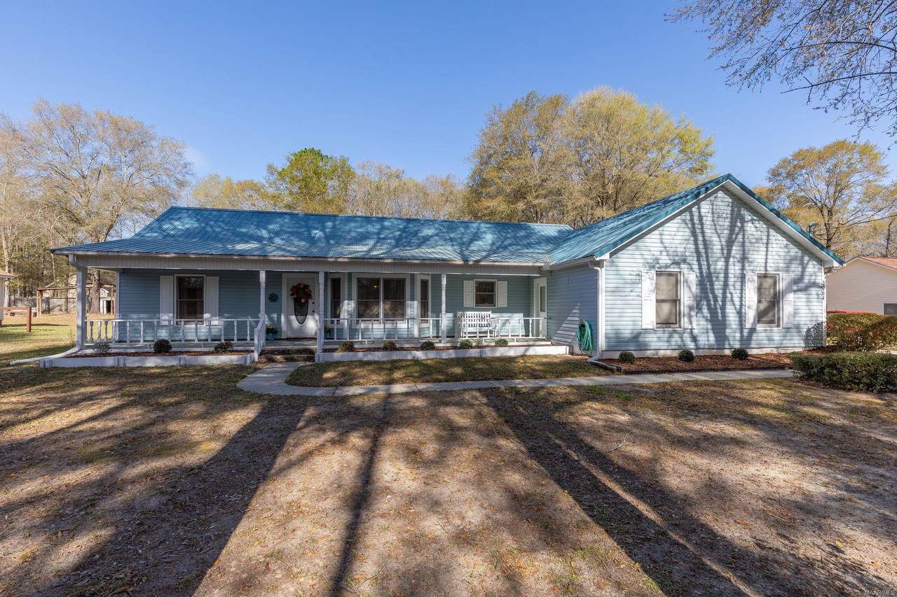 2064 Lakeview Road - Photo 1