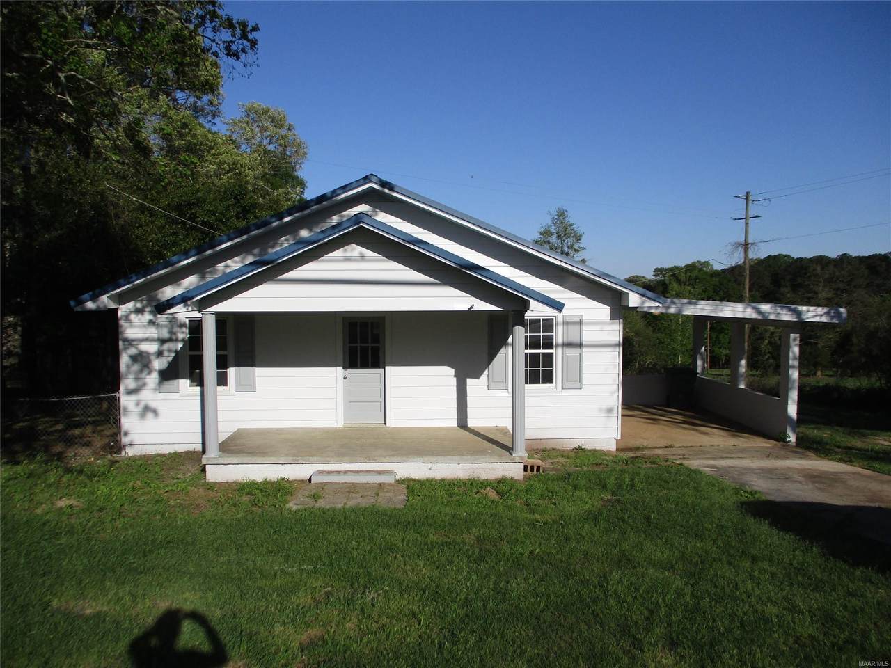 3667 Andrews Avenue - Photo 1
