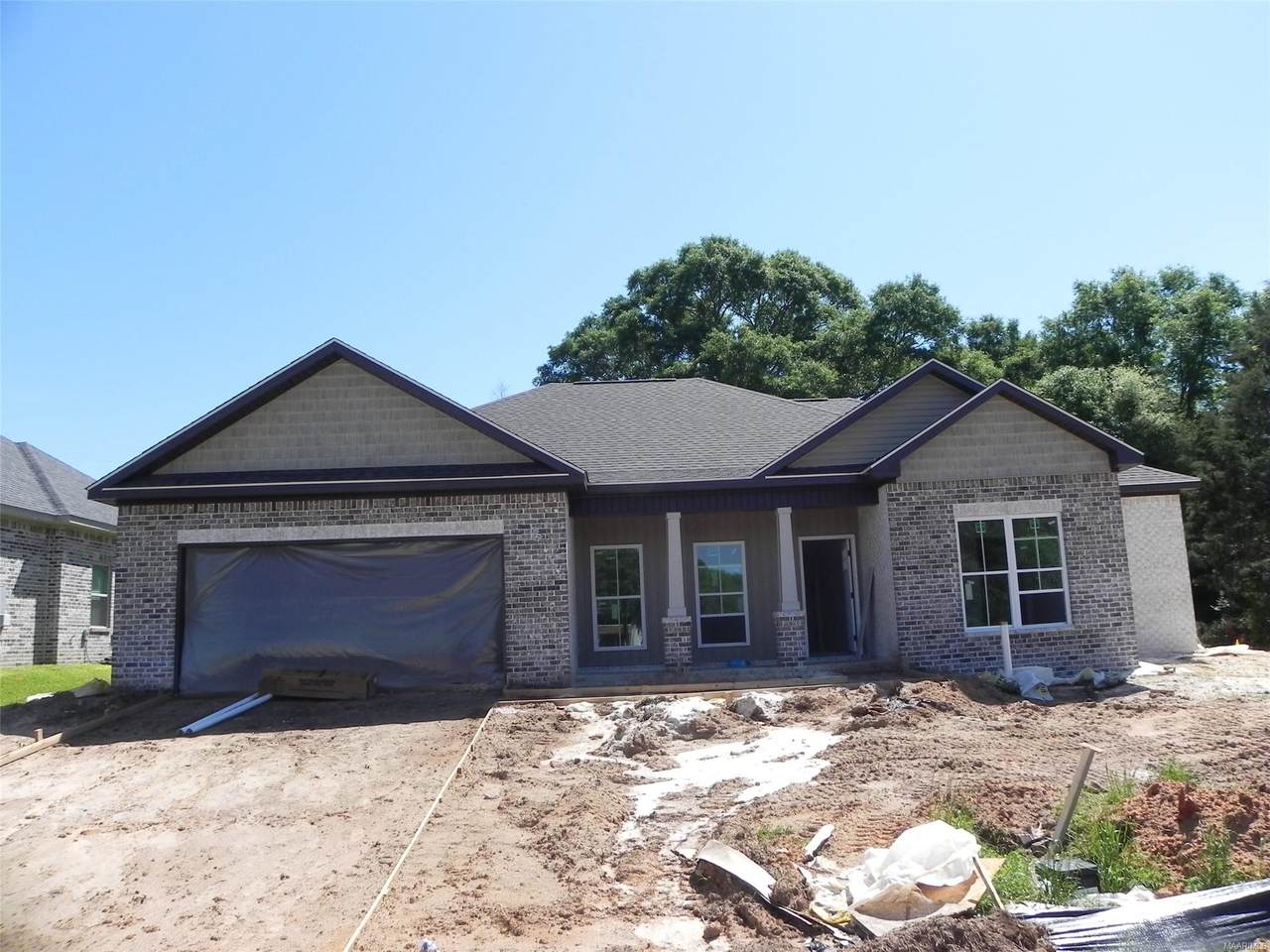 215 Southern Winds Drive - Photo 1