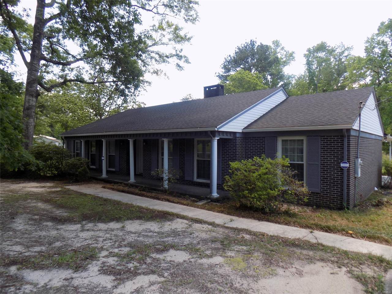 200 Nancy Lane - Photo 1
