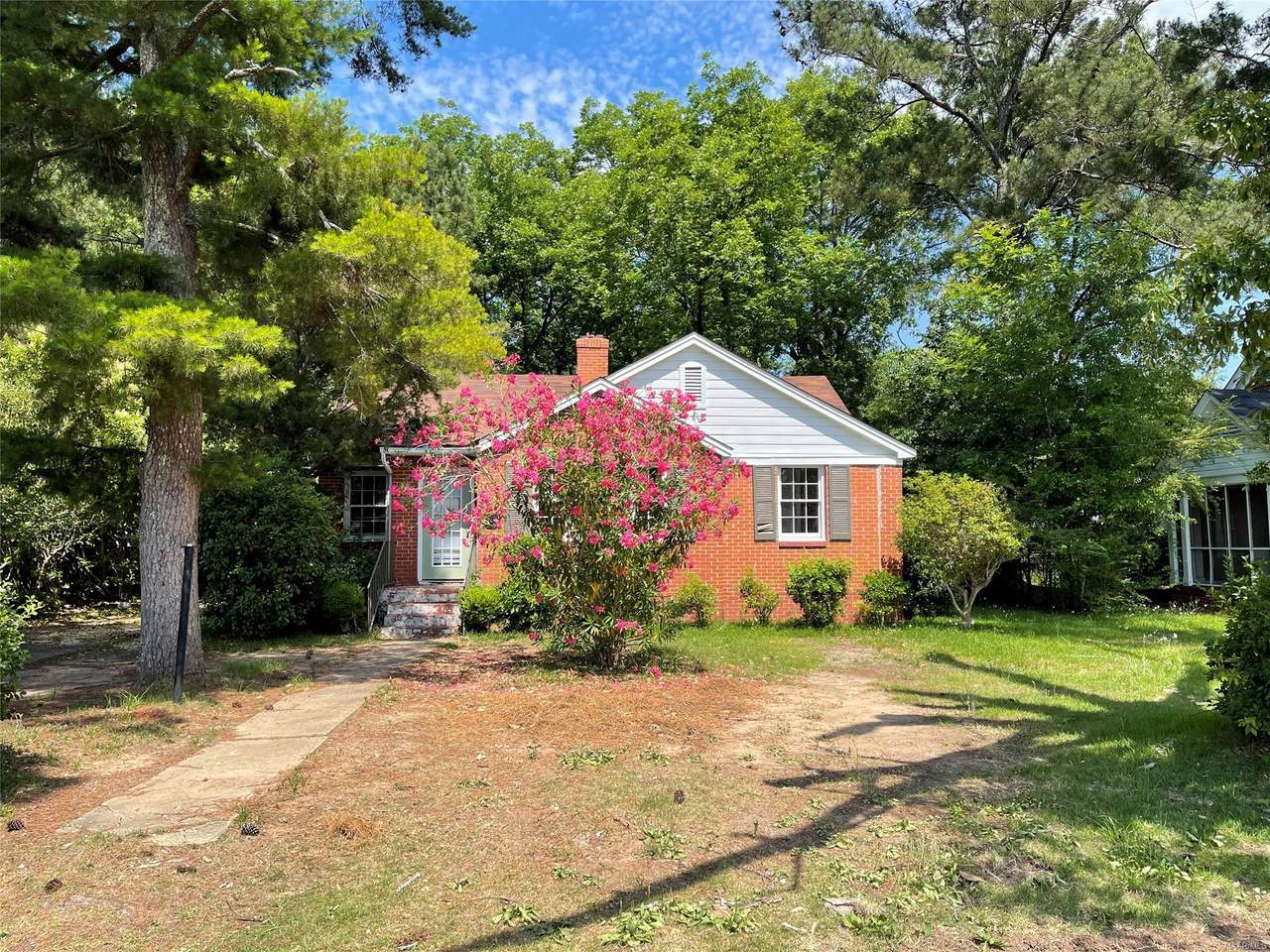2210 Elkdale Street - Photo 1
