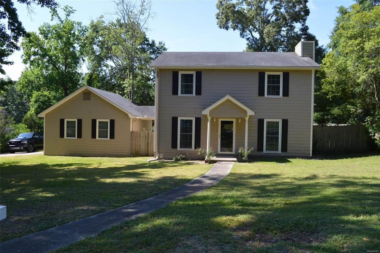 310 Oakwood Drive - Photo 1