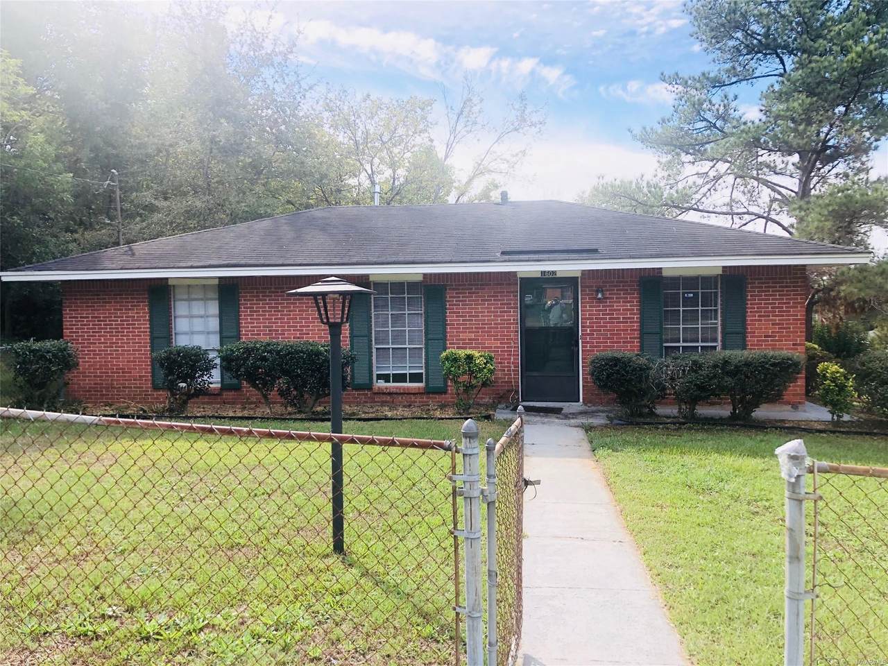 1602 Gibson Street - Photo 1
