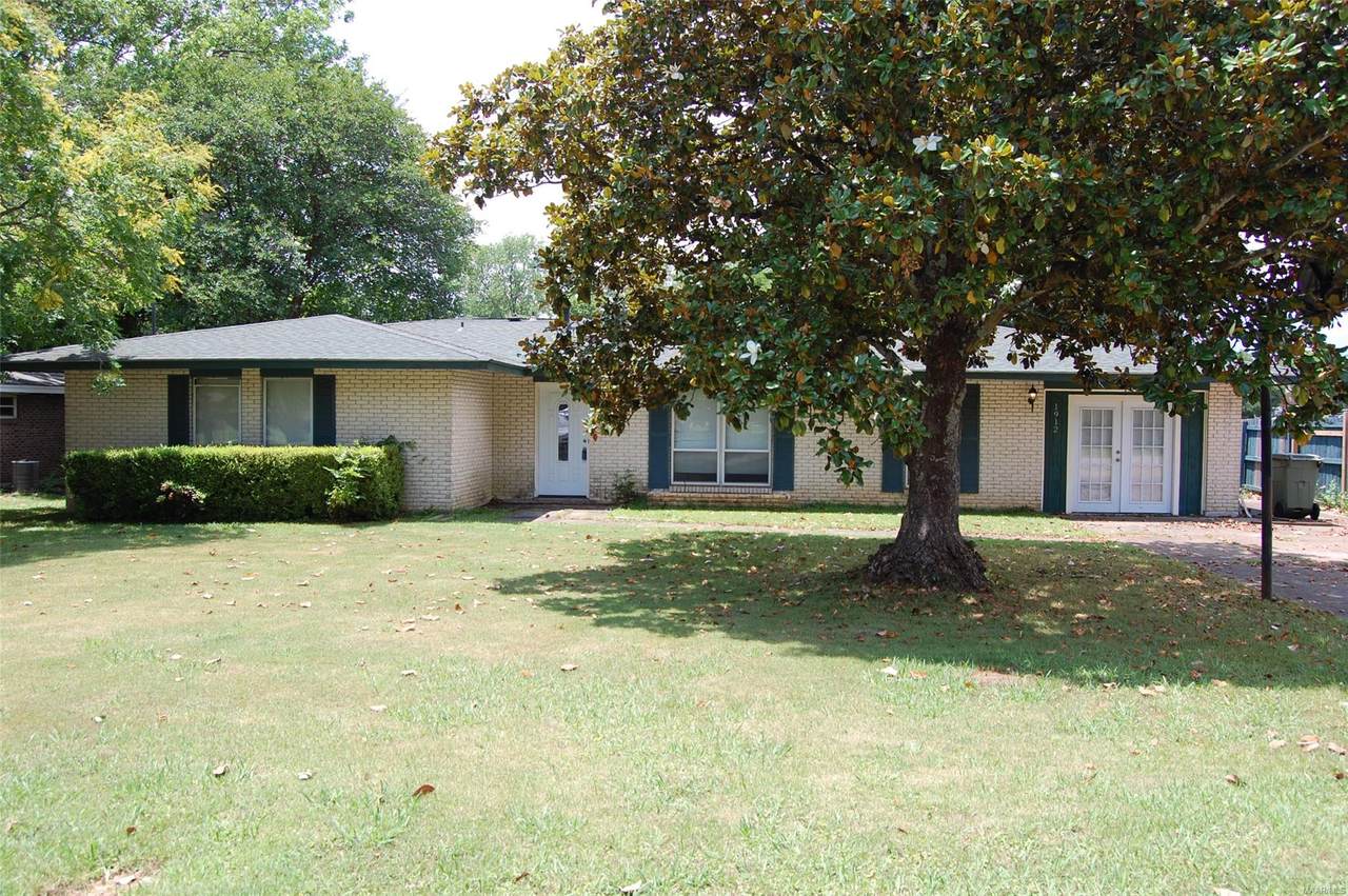 1912 Cottingham Drive - Photo 1