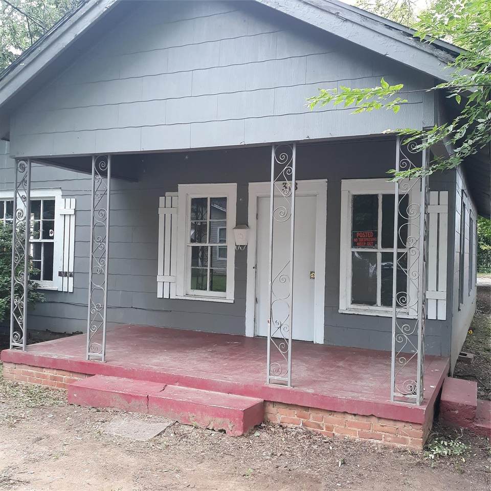 318 Arthur Street - Photo 1