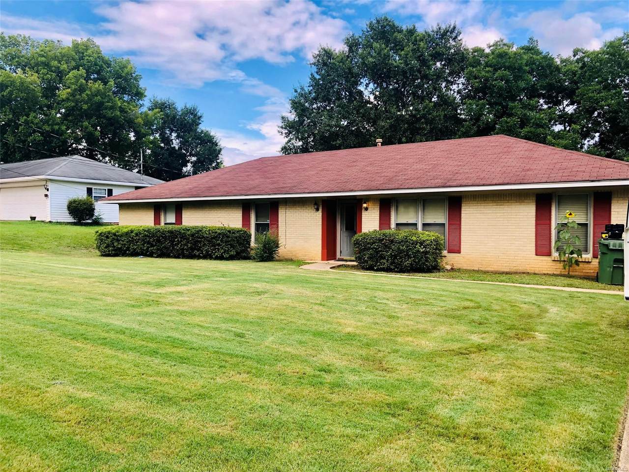 383 Spenseth Drive - Photo 1