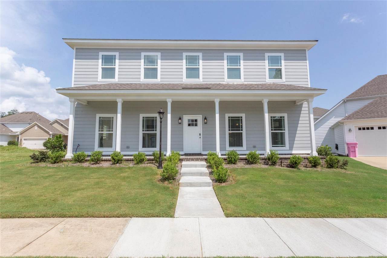 313 Eastgate Drive - Photo 1