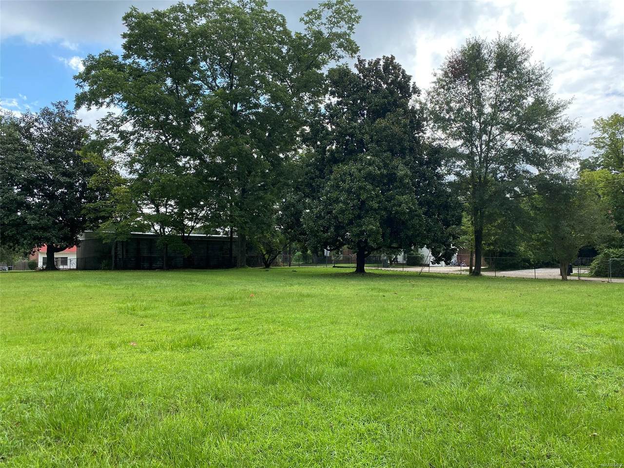 310 Jordan Avenue - Photo 1