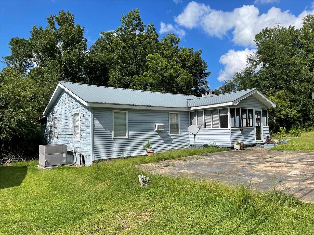 1130 Bettis Avenue - Photo 1