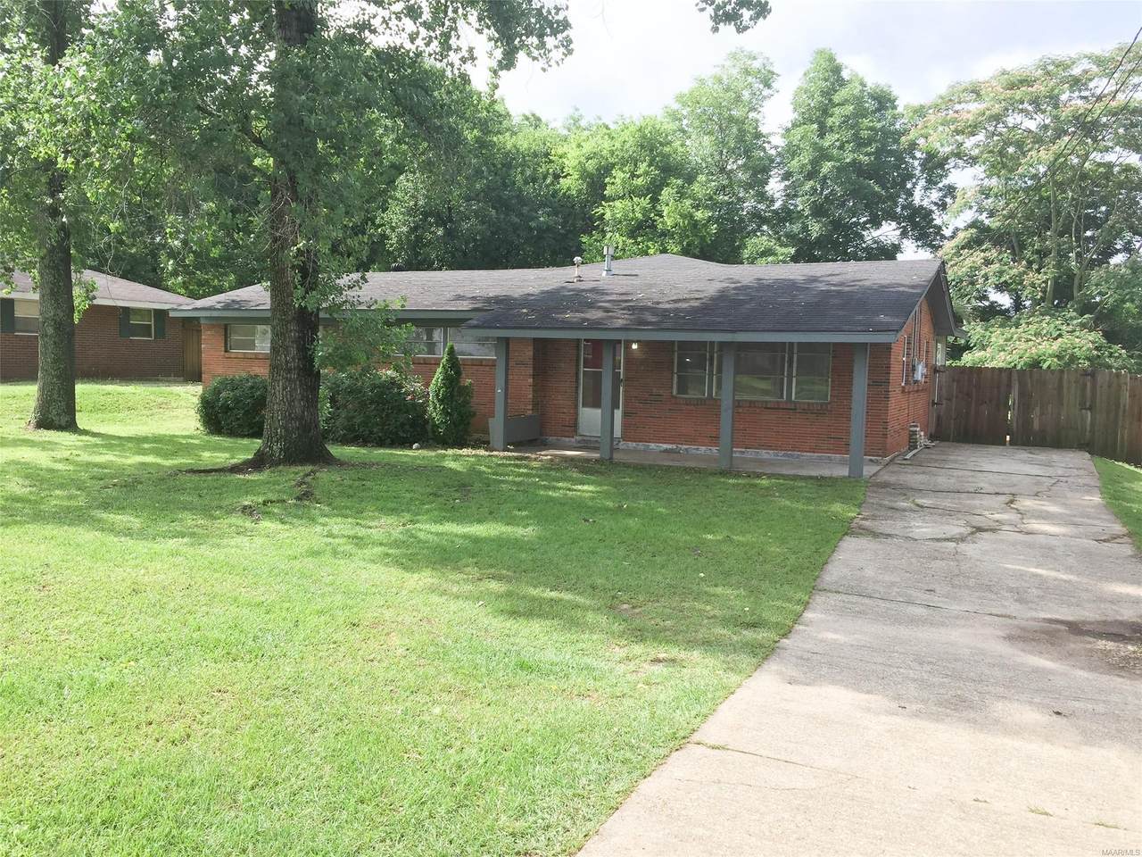 720 Wetumpka Street - Photo 1