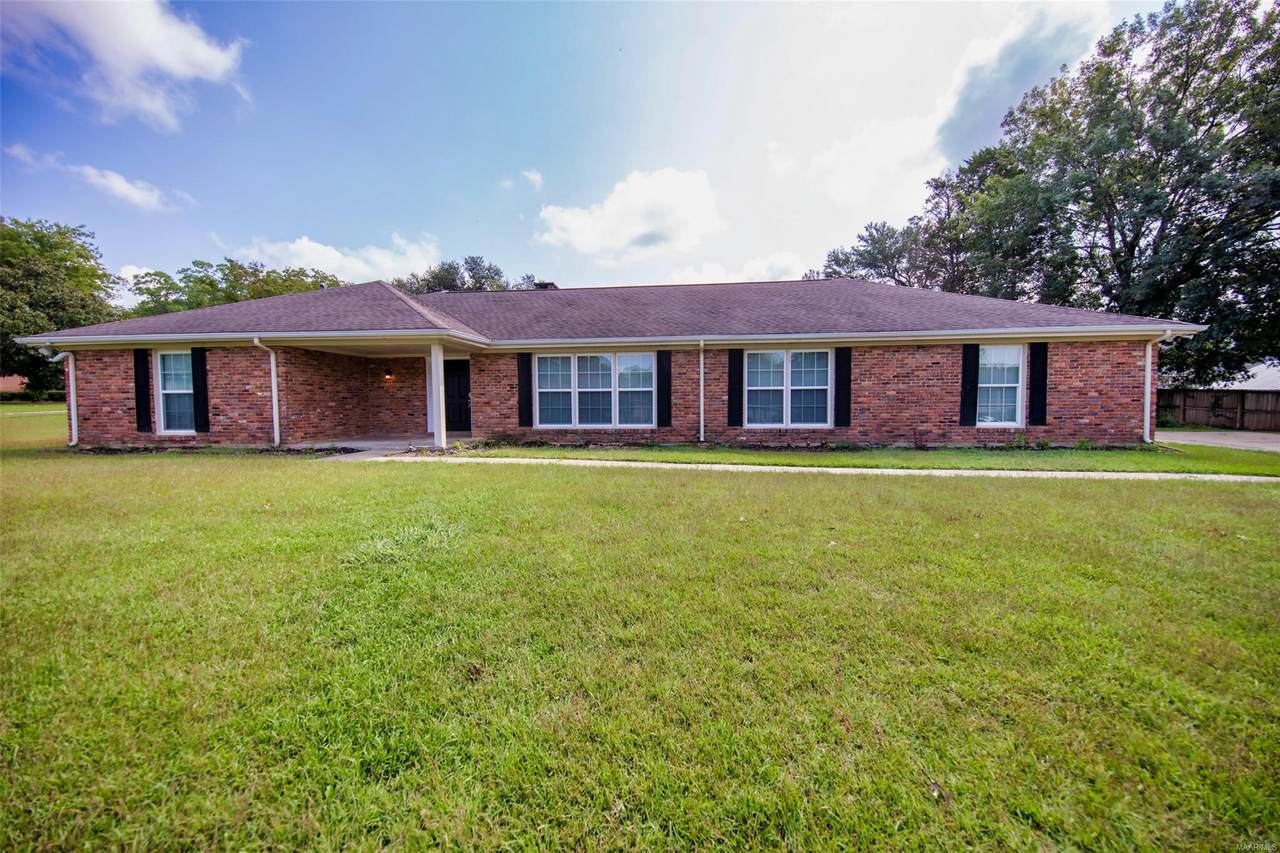 3125 Highfield Drive - Photo 1
