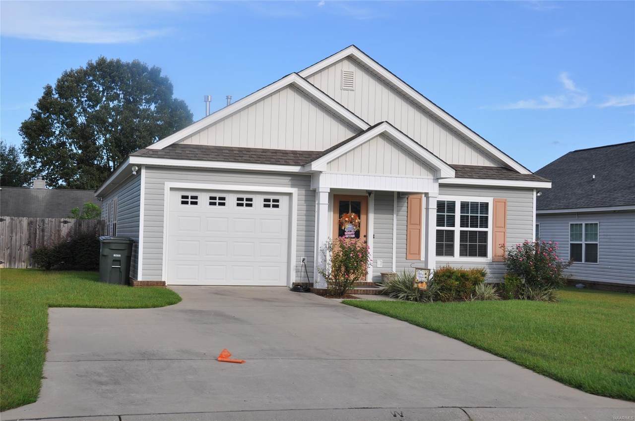 208 Jasmine Circle - Photo 1