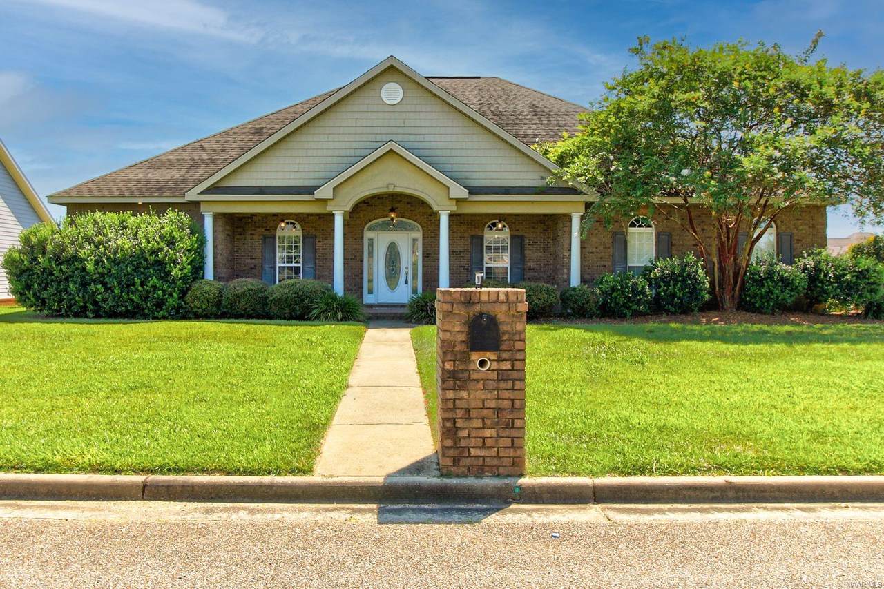 200 Grey Fox Trail - Photo 1