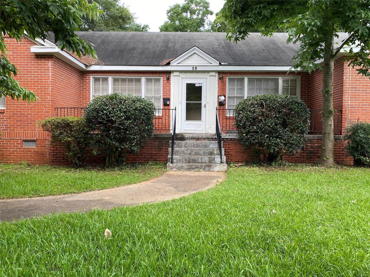 19 Calhoun Road - Photo 1